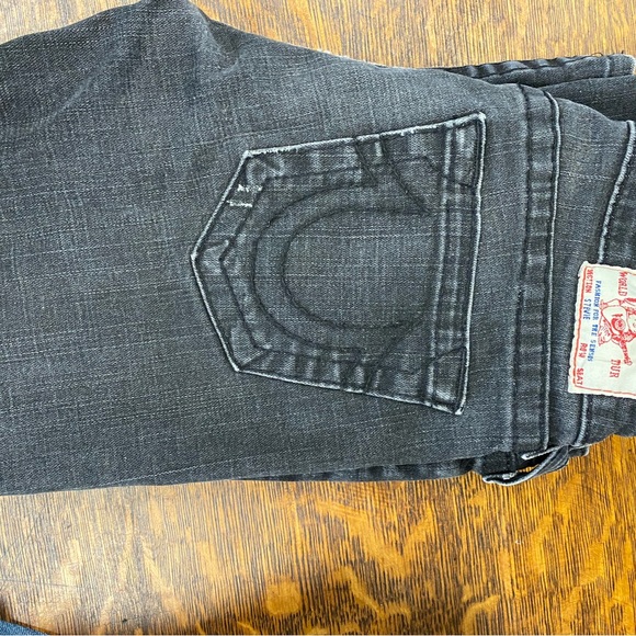 True Religion - Picture 4 of 4
